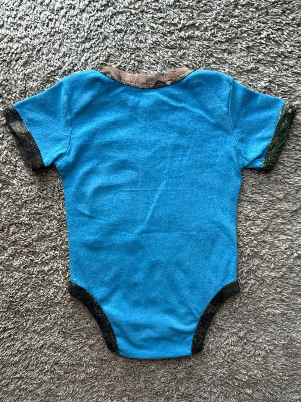 Mossy Oak “Daddy’s Little Buck” Camo Trim Baby Bodysuit Blue 0-3 Months